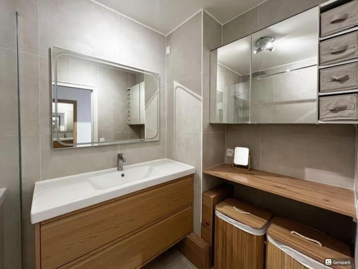 Quartier Vaugirard - 2 pièces avec balcon vue Tour Eiffel et Box 11